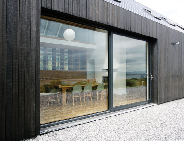 The-Gloss-Magazine-Travel-Breac-House-2