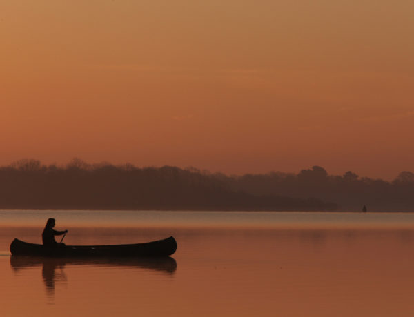 The-Gloss-Magazine-5GT-Lake