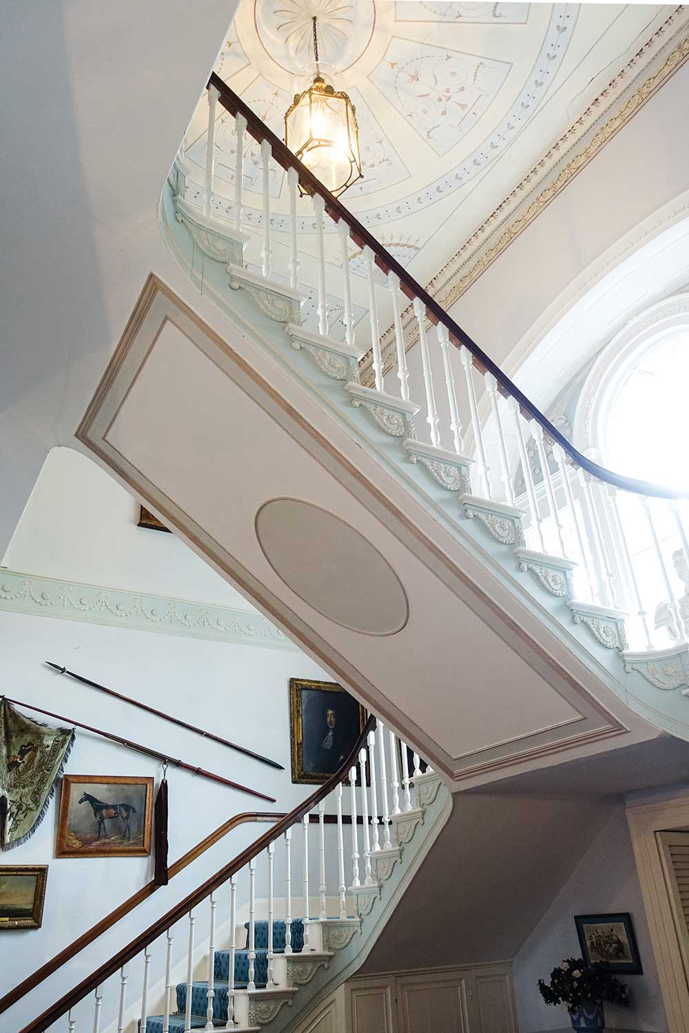 The-Gloss-Magazine-Interiors-Glin-Castle-9