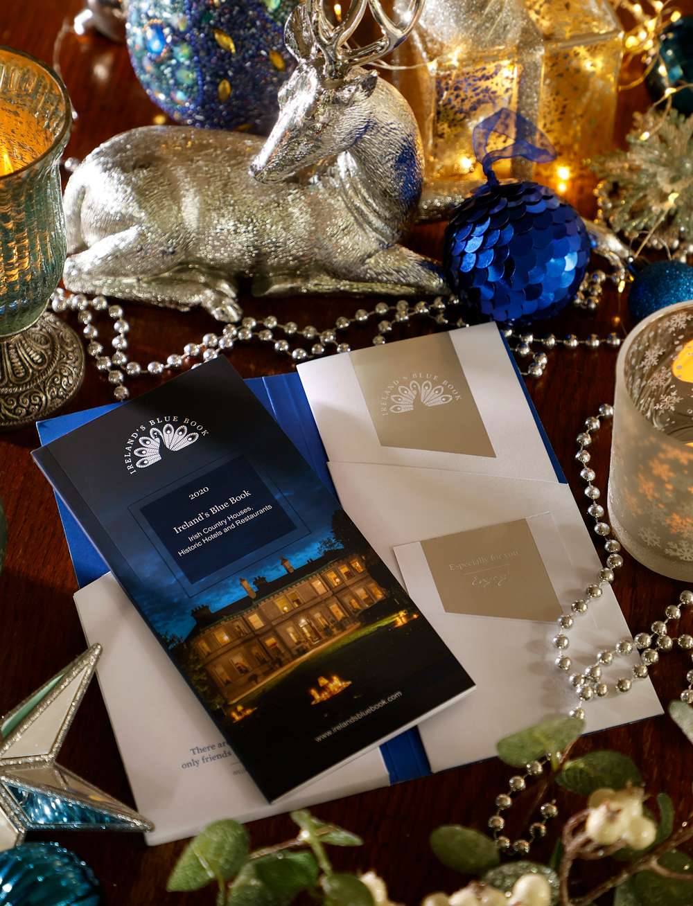 The-Gloss-Magazine-Hotel-Gifts-BlueBookXmassVouchers-3