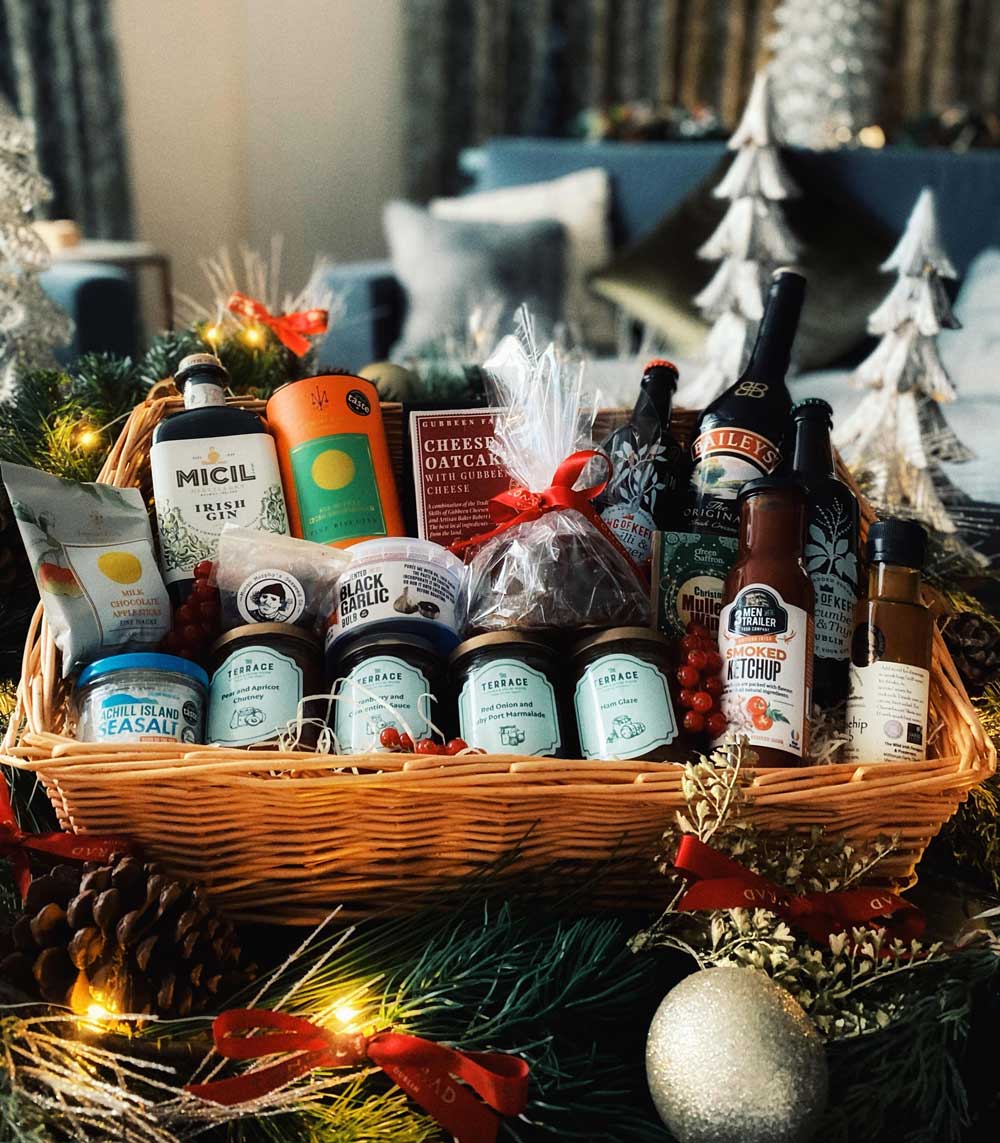 The-Gloss-Magazine-Hotel-Gifts-Conrad-Terrace-Hampers
