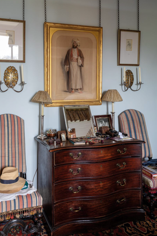 See Inside Interior Designer Robert Kime’s Antique-Filled Home - The ...