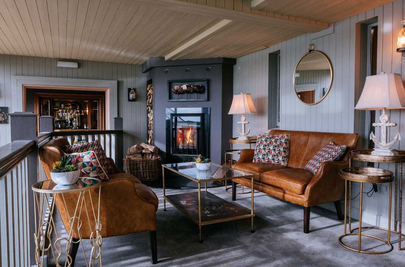 The-Gloss-Magazine-Wineport-Lobby-2020