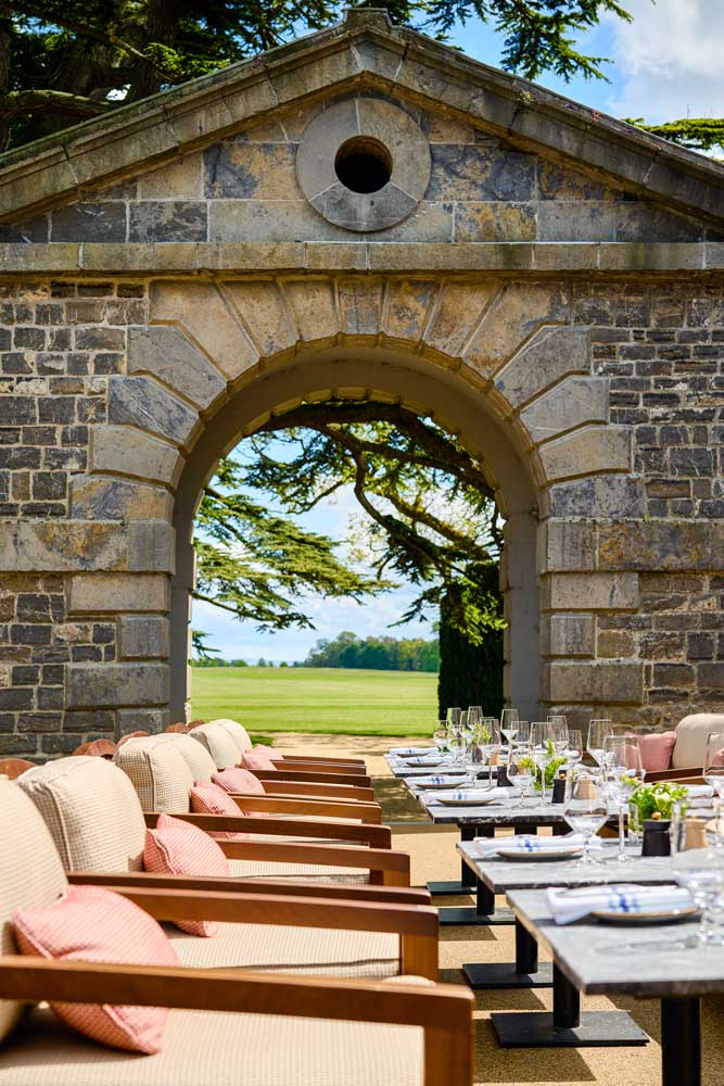 The-Courtyard-Bar_Terrace-Dining-4500px