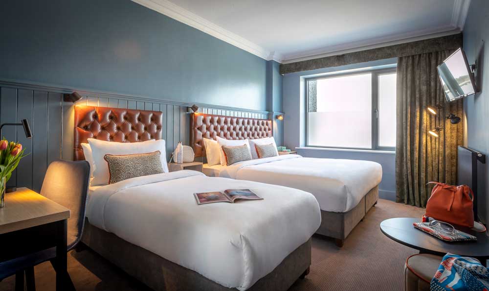 The-Gloss-Magazine-New-Hotels-Shoreline