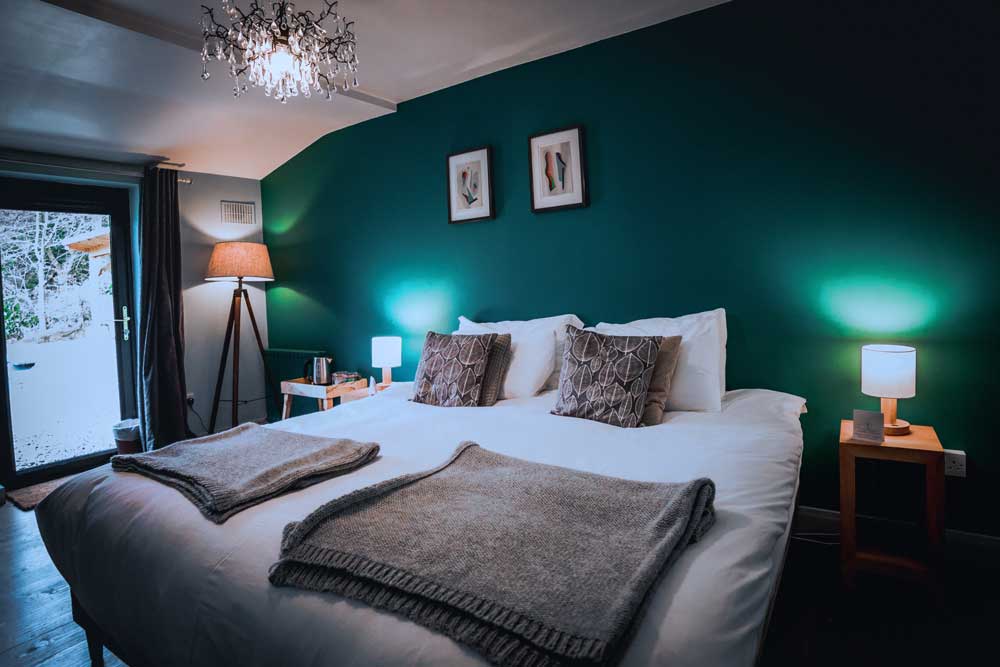The-Gloss-Magazine-New-Hotels-The-Wicklow-Escape