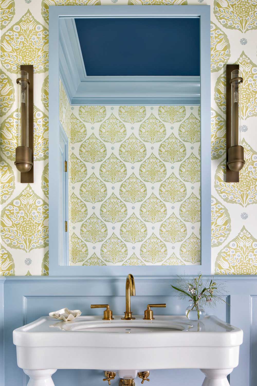 The-GLoss-Magazine-Interiors-Powder-Rooms-4