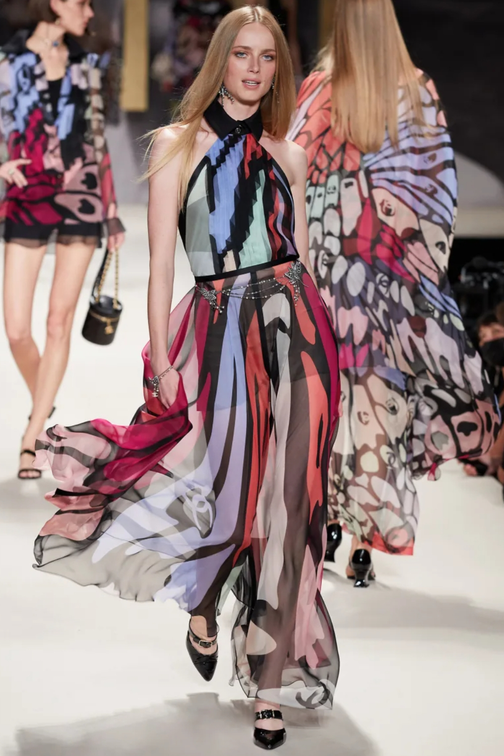 The Gloss Magazine-Chanel-spring-2022-6