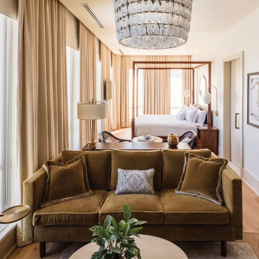 The Perfect Fall Stay Around America