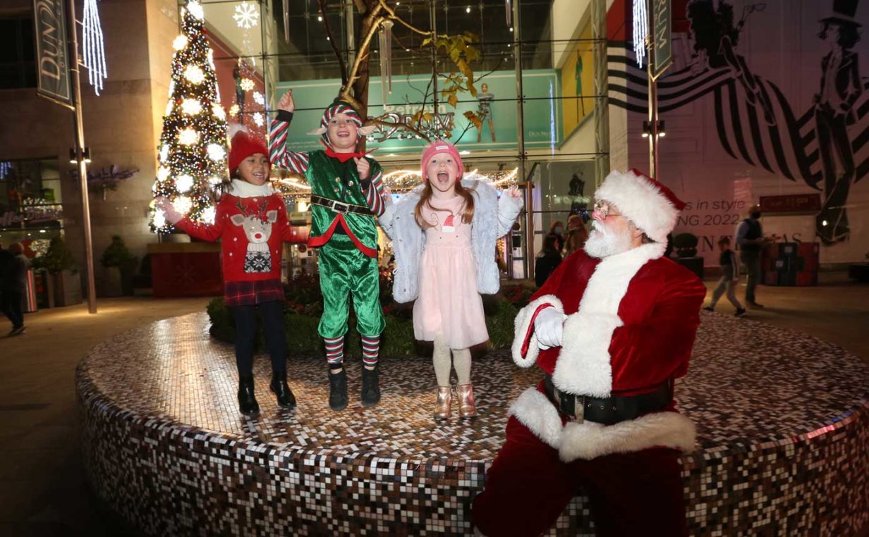 Santa, Extended Opening Hours, New Stores, More Magic … - The Gloss ...