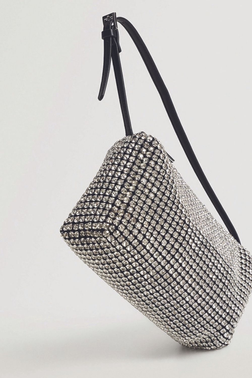 The-Gloss-Magazine-modern-way-to-do-embellishment-4