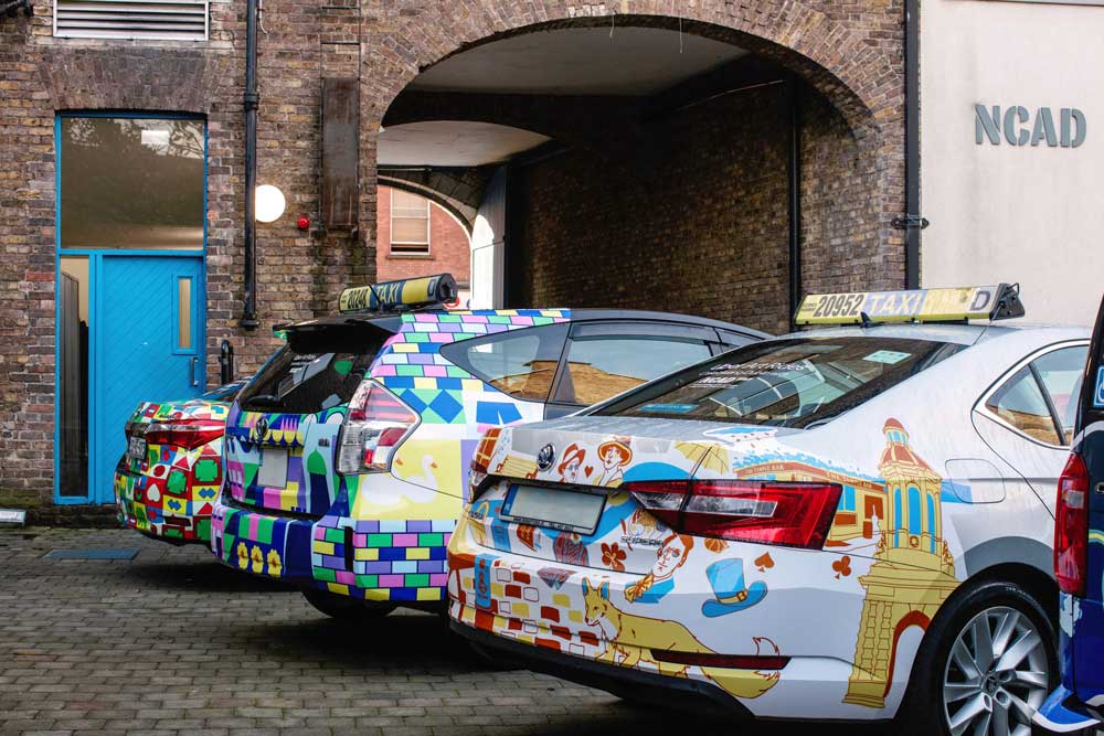 04-Uber-Art-Rides-group