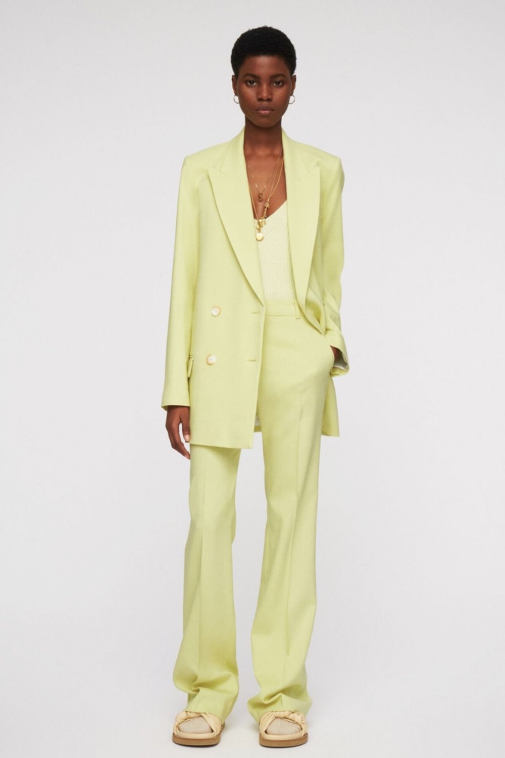 The-Gloss-Magazine-spring-suiting-trend-5