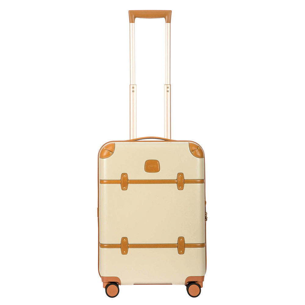 How to Pack for a Week Away in the Sun With Just 10kg Hand Luggage ...