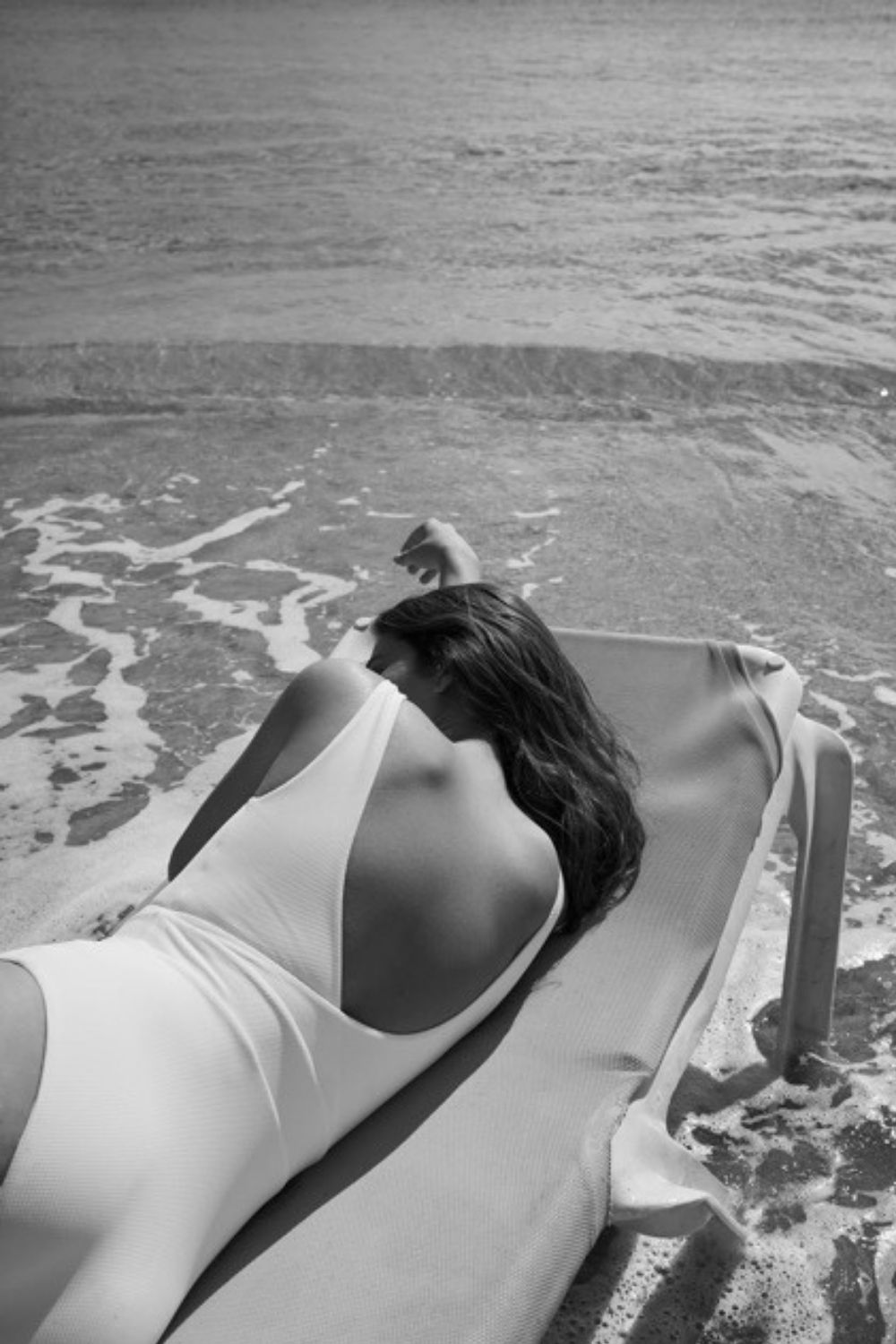 The-Gloss-Magazine-best-swimsuits-2022-3 The-Gloss-Magazine-best-swimsuits-2022-3