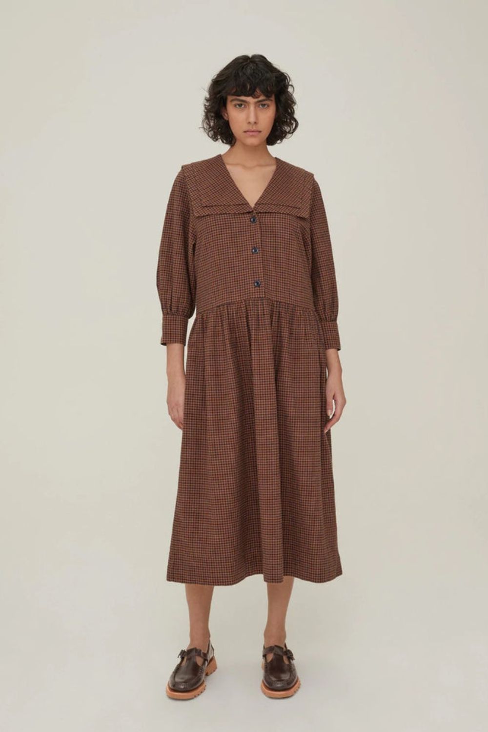 The-Gloss-Magazine-brown-fashion-trend-spring-summer-2022-1 The-Gloss-Magazine-brown-fashion-trend-spring-summer-2022-1