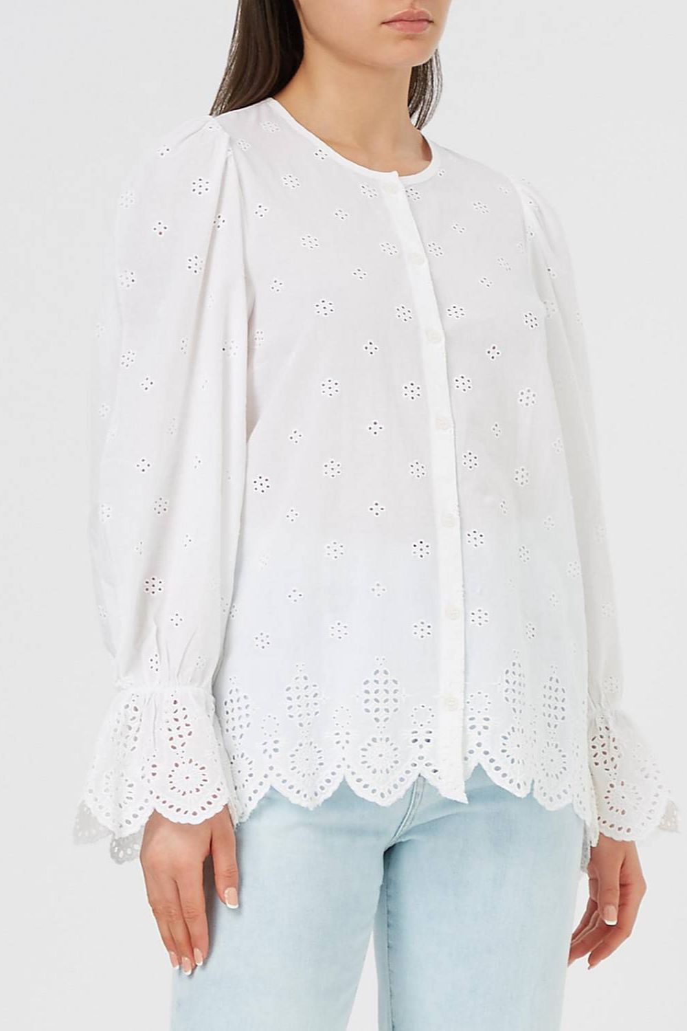 Summer Blouses Are Taking Over 's Best-Sellers List