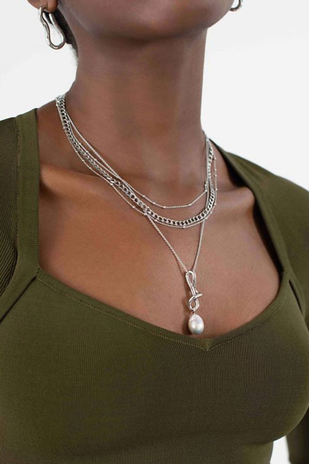 The-Gloss-Magazine-easy-jewellery-updates-to-make-now-2