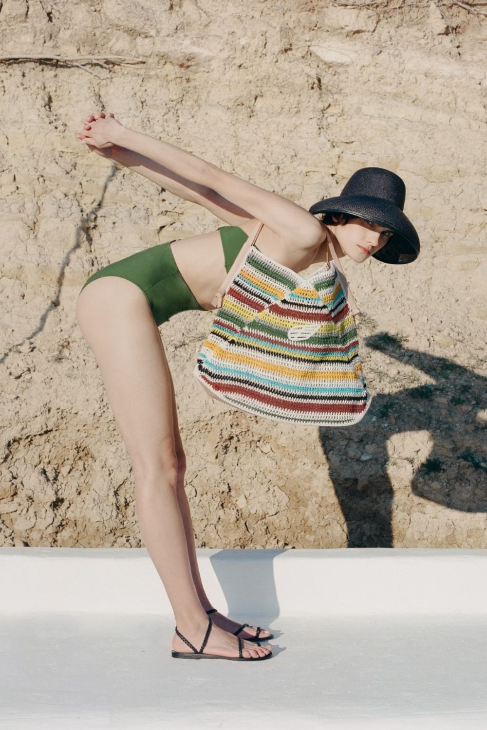 The-Gloss-Magazine-how-to-wear-knitwear-in-summer-3