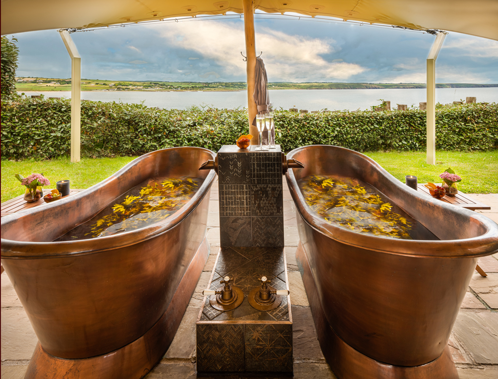 Copper-Baths-Cliff-House-Hotel