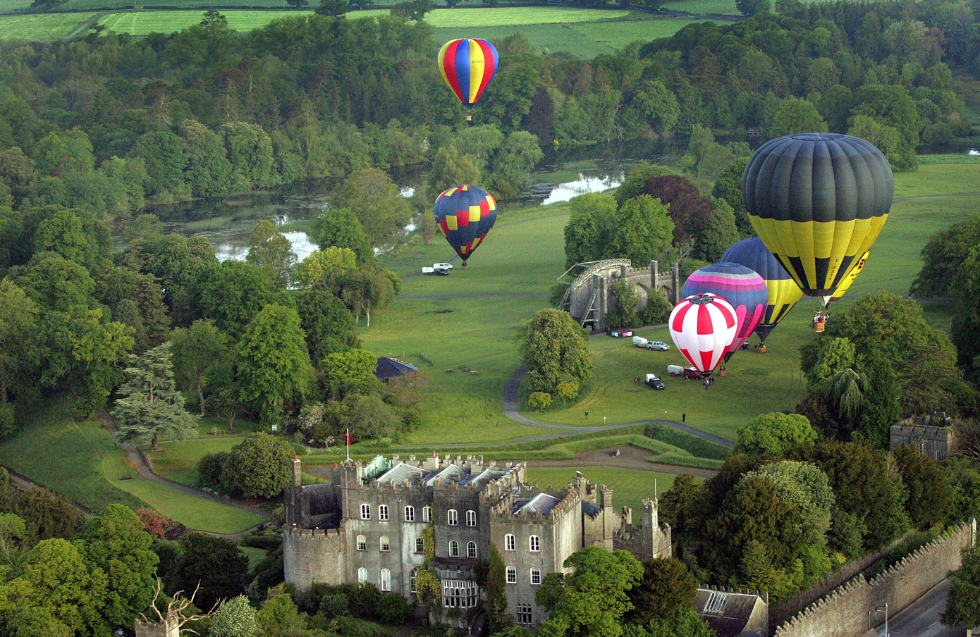 Hot-Air-Ballooning-at-Birr-Castle-Demesne(6)