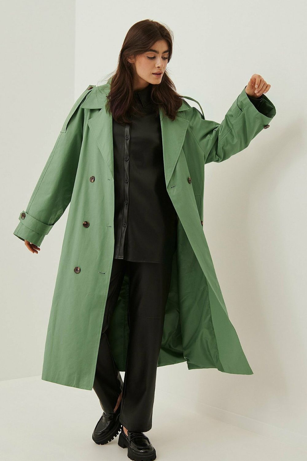The-Gloss-Magazine-best-trench-coats-to-buy-now-Ireland-4