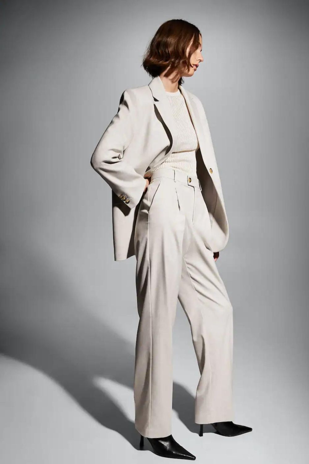 The-Gloss-Magazine-suiting-to-shop-now-3