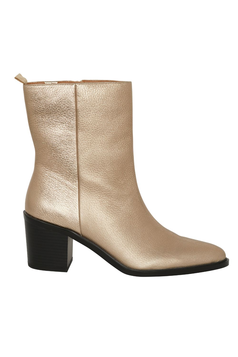 The-Gloss-Magazine-best-coats-to-wear-now-7