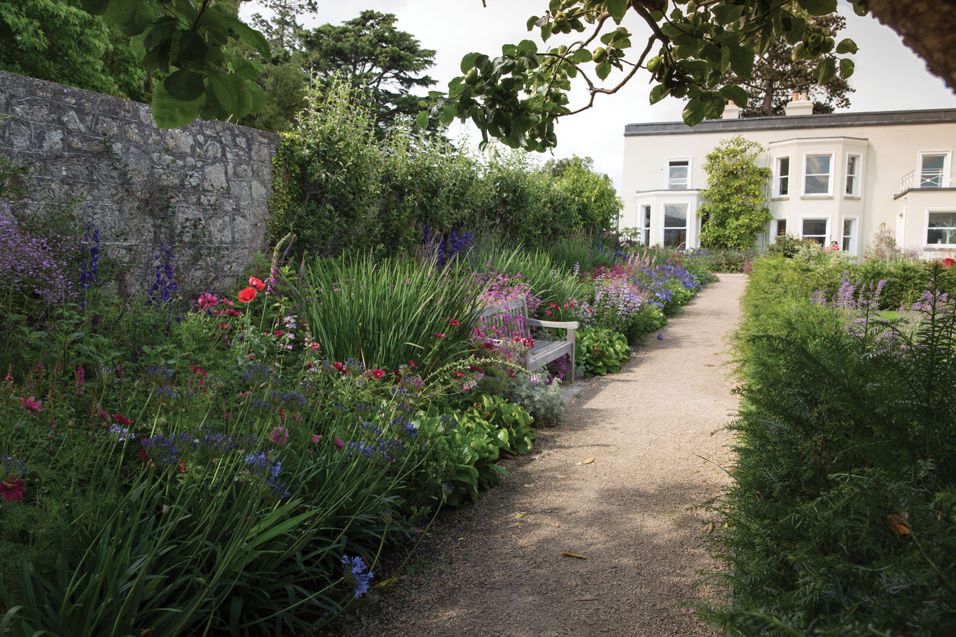 Airfield-Walled-Garden-Border