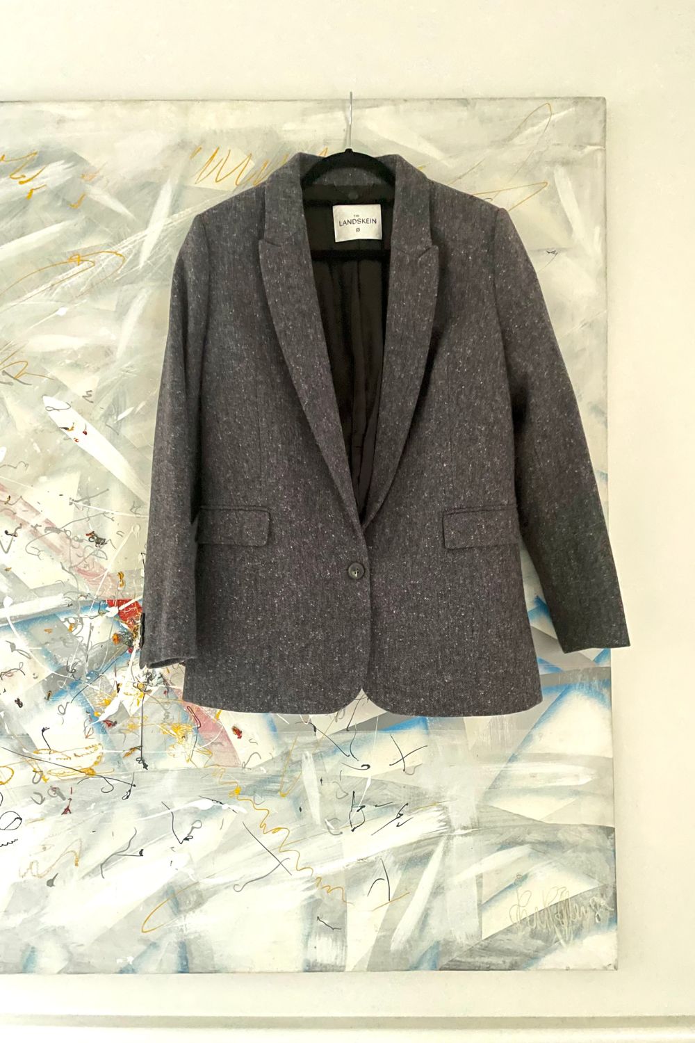 The-Gloss-Magazine-how-to-shop-your-own-wardrobe-with-Aislinn-Coffey-2