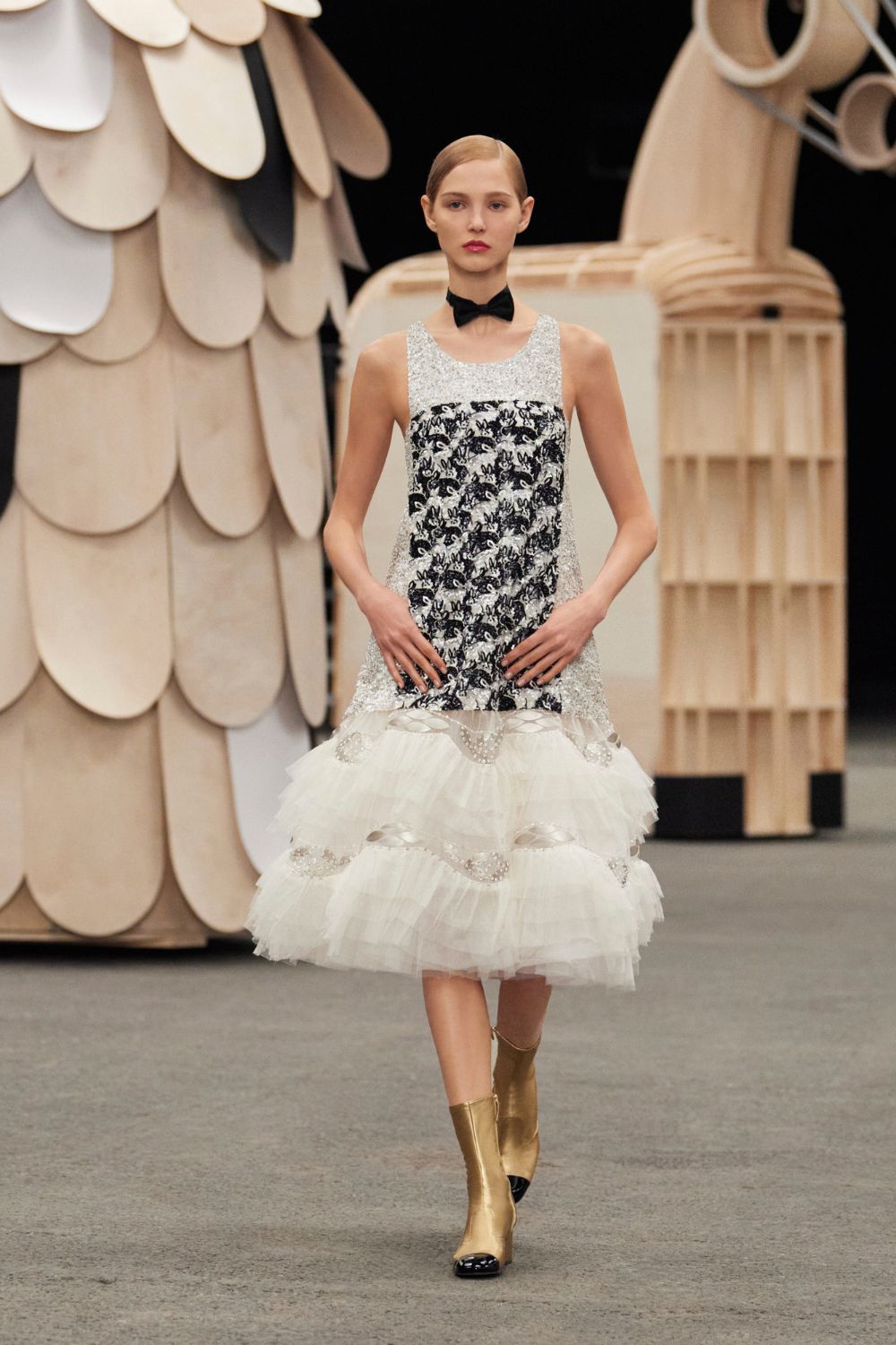 3 Surprisingly Wearable Trends From Yesterday's Chanel Haute Couture