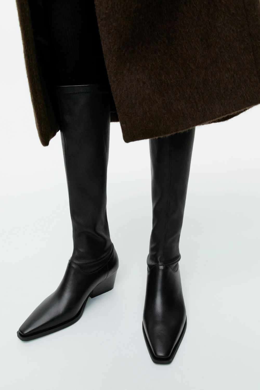 The-Gloss-Magazine-best-boot-trends-to-know-now-5