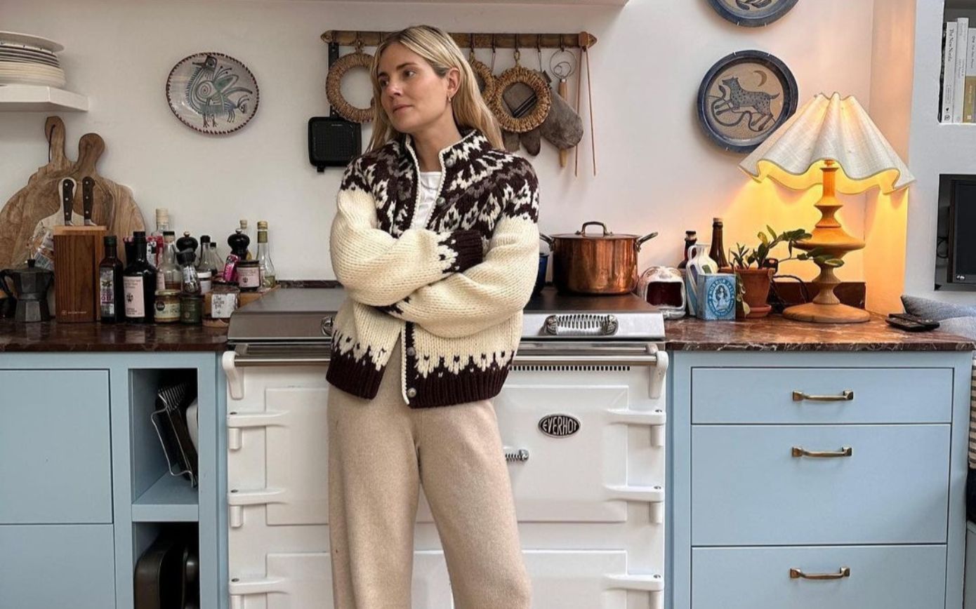 The-Gloss-Magazine-easy-off-duty-look-1