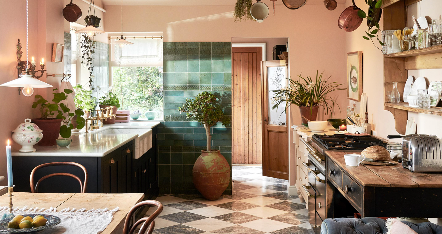 10 Transformative Ways To Use An Empty Space In Your Kitchen The