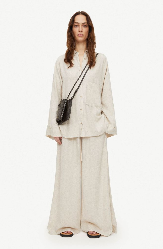 Jackets With Pockets, Drawstring Trousers And Cool, Comfy Sliders: This ...