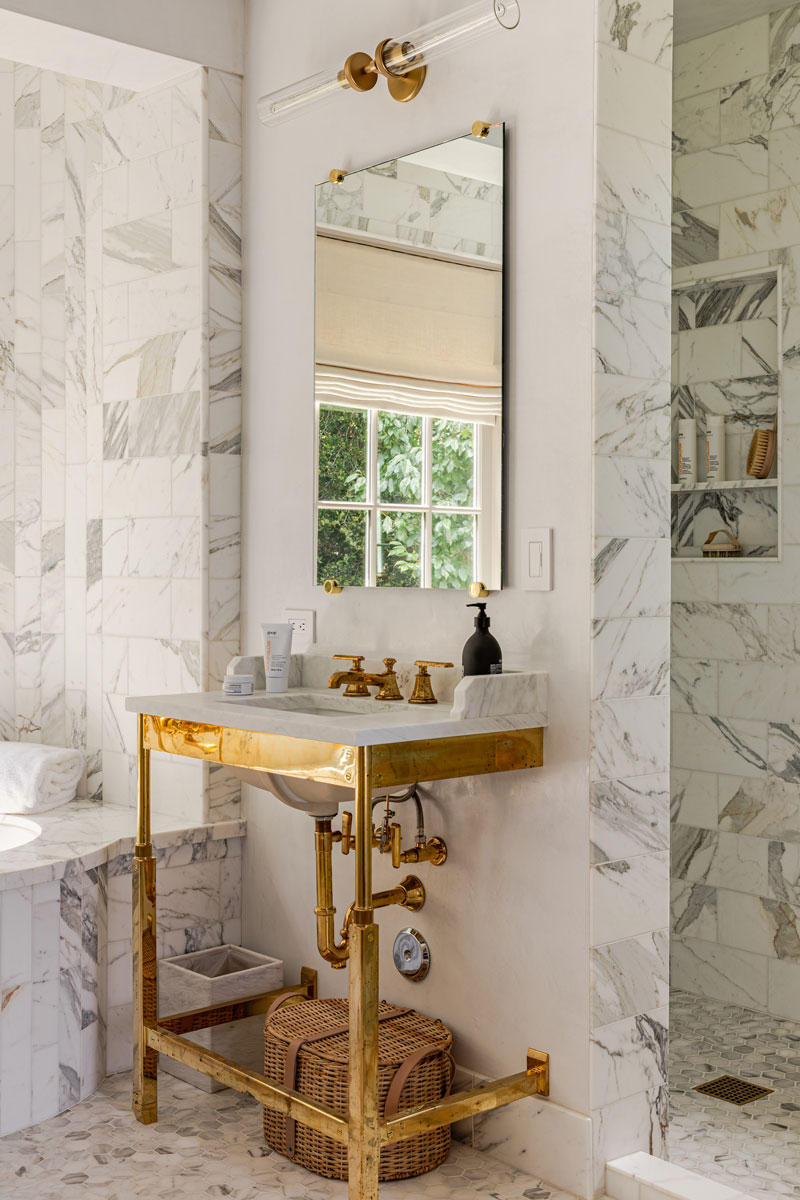 Gwyneth-Paltrow-Goop-Guesthouse-Vanity---Credit_-Stephen-Paul