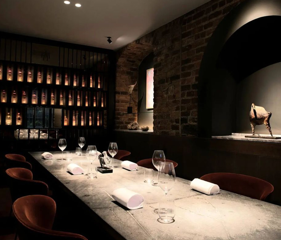 Restaurant---Chapter-one-better-quality