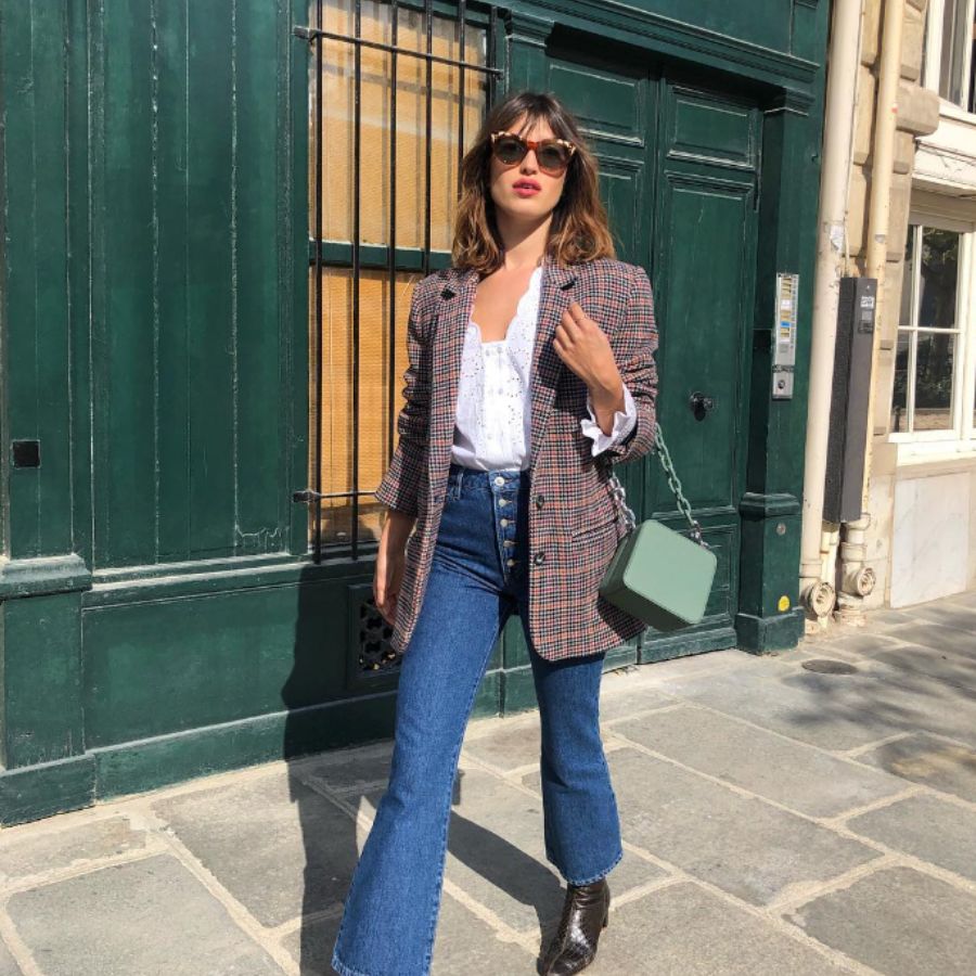5 Modern Ways To Wear Jeans And Boots, According To The Style Set - The ...