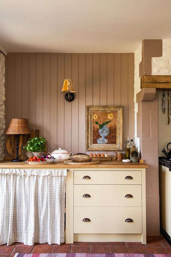Kitchen---layered-lighting-1600-80.jpg