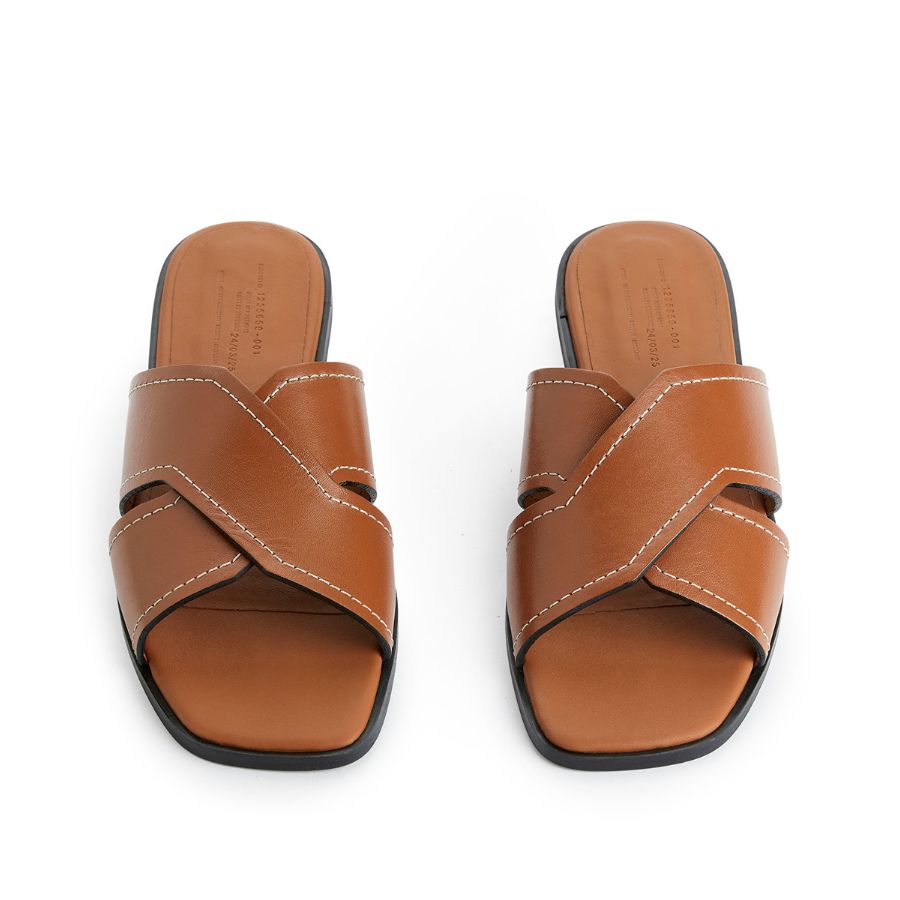 The-Gloss-Magazine-summer-sandal-trends-2