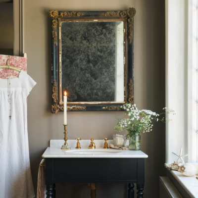 How To Make The Most Out Of Your Small Bathroom