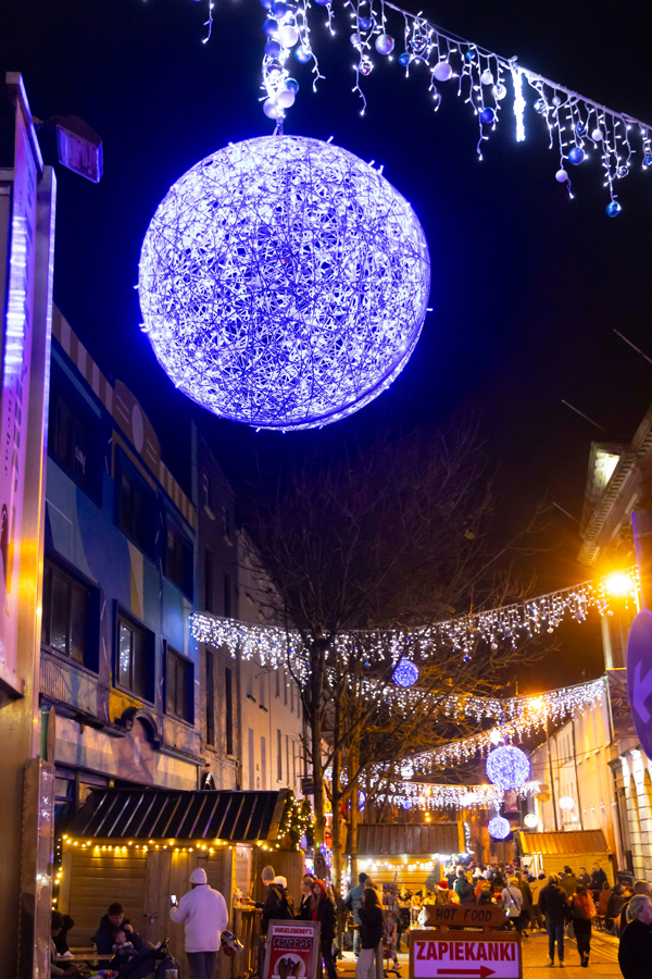 Christmas projectors outside uk