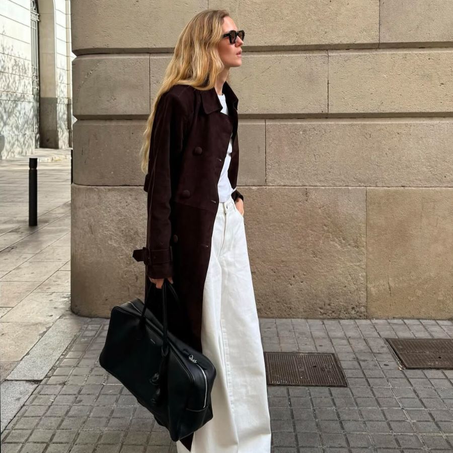 Take Note! Here's How The Style Set Wears White Jeans In February