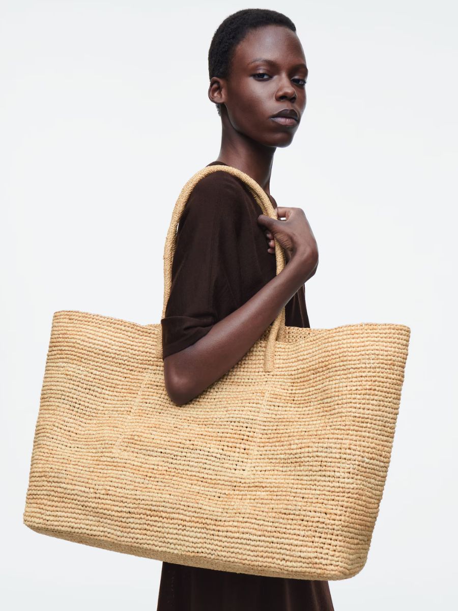TheGlossMagazine-fashion-basket-bags-4-COS