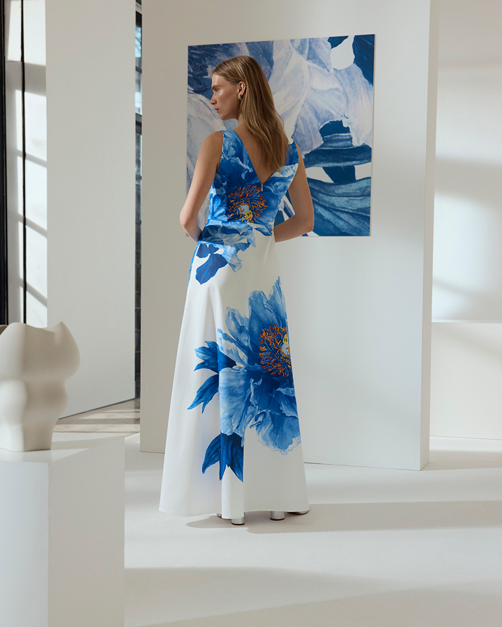 VIVARO_MAXI_DRESS_IVORY_AND_BLUE_COTTON_248_PRESS