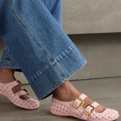 Jelly Sandals Are Back For 2025: Here Are 5 Styles To Try