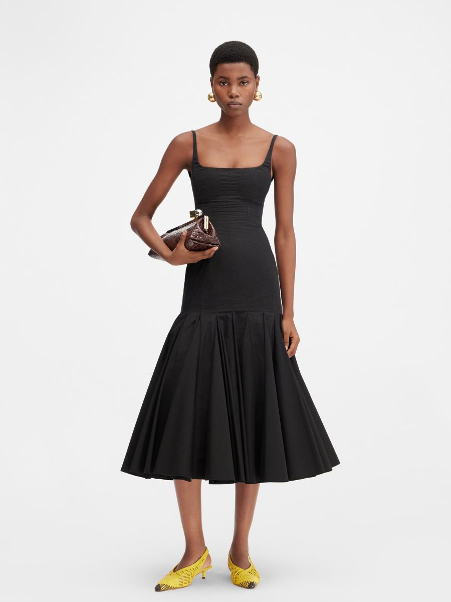 Summer-occasion-dressing-Jacquemus