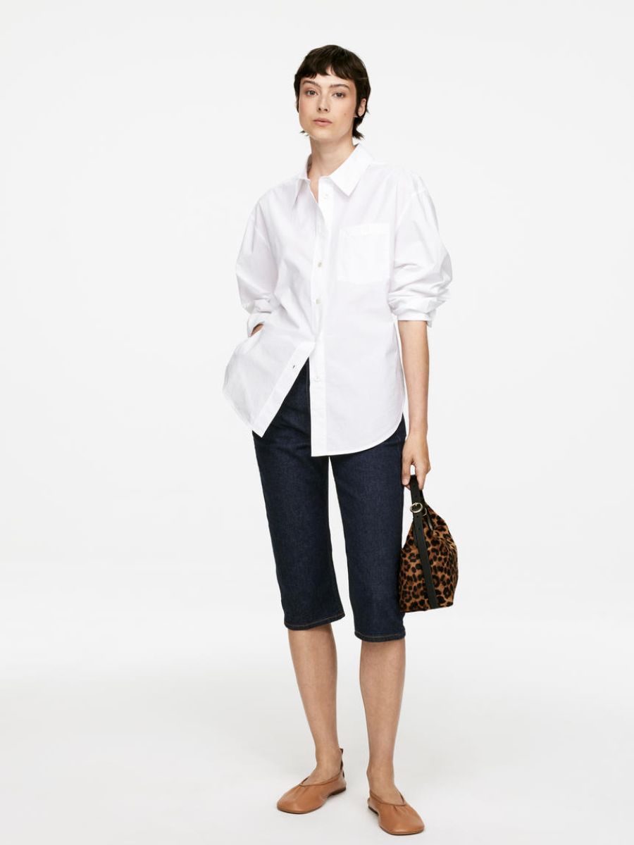TheGlossMagazine-fashion-capri-pants-2025-Arket-2