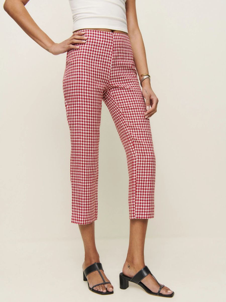 TheGlossMagazine-fashion-capri-pants-2025-Reformation-9