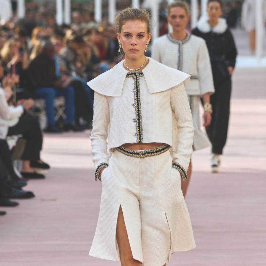 Spot The Trend: Embrace Modern Ladylike Fashion